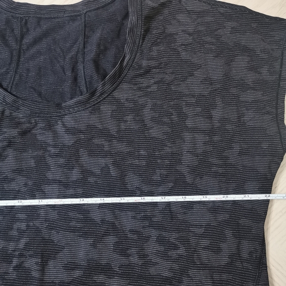 Lululemon Miles Ahead Short Sleeve (Camo) - Picture 11 of 16